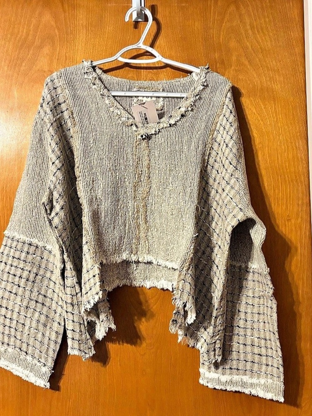 POL Geometric Fringe Sweater Size Medium